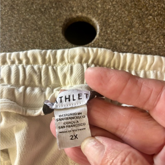 Women’s Off White Jogger Pants - Picture 4 of 4